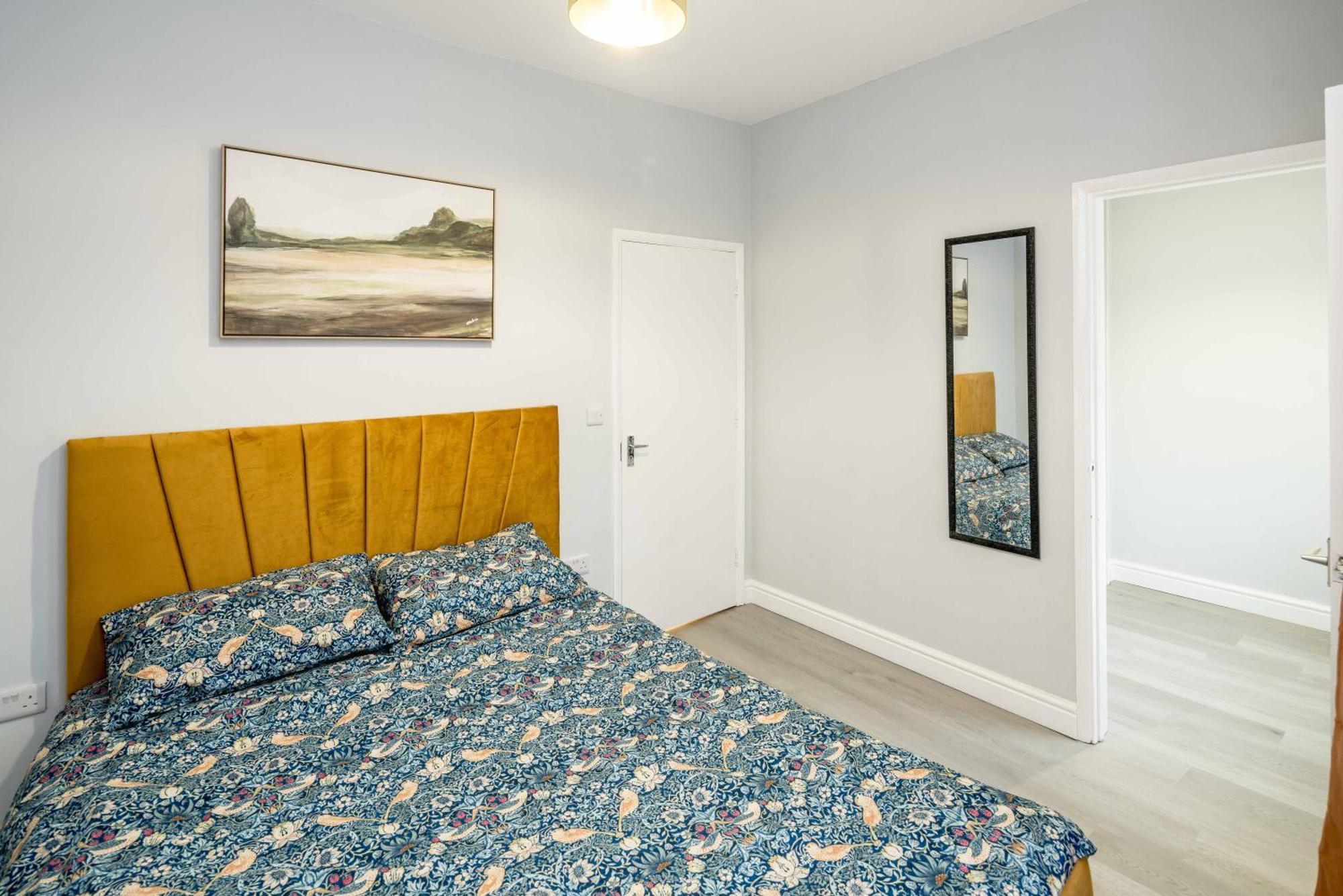 Free Parking, 2 Beds,Close To Train Station Bedford Eksteriør billede